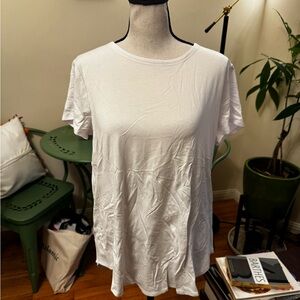 Neiman Marcus White Short Sleeve Tee